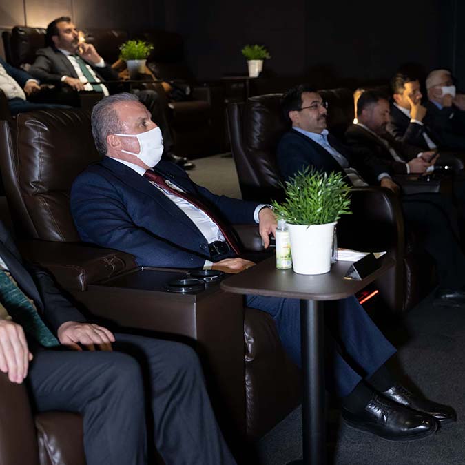 Şentop, Kesişme: İyi ki Varsın Eren filmini izledi