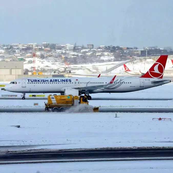 İstanbul havalimanı'nda hava ulaşımı durdu