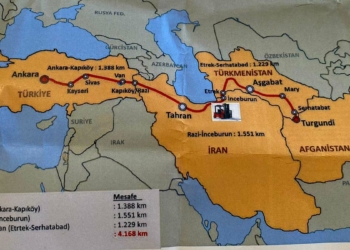 Afganistan'a insani yardım götüren tren uğurlandı