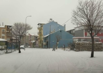 Uşak'ta okullara kar tatili