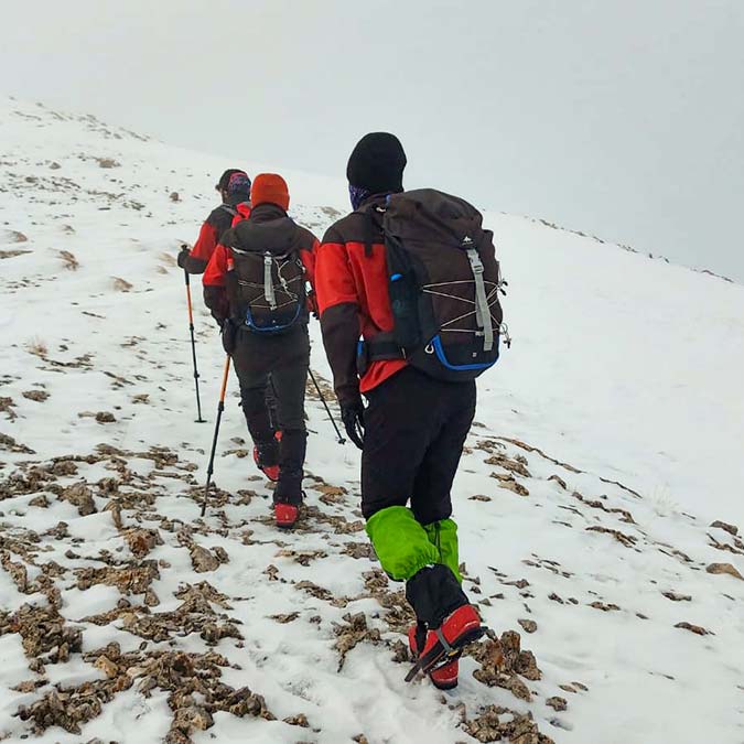 Artos Dağı'nın zirvesinde İstiklal Marşı
