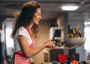 Yeme Farkındalığı (Mindful Eating)