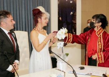 14 Şubat'ta 24 çift evlilik için evet dedi