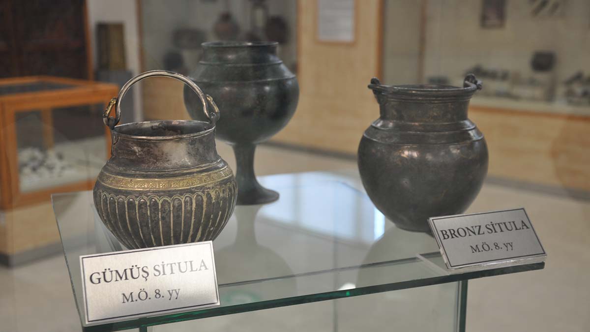 3 bin yıllık tarihi eserler Kars Müzesi'nde