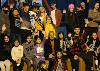 Büyükşehir, dezavantajlı çocukları tiyatroyla buluşturuyor