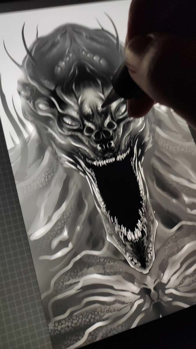 Yapımcılığını Hann Yapım’ın yönetmenliğini ise Gökhan Murat Toktamışoğlu’nun üstlendiği korku üçlemesinin ilki ‘İlk Seans: NMSM’ 11 Mart Cuma günü sinemaseverlerle buluşacak.