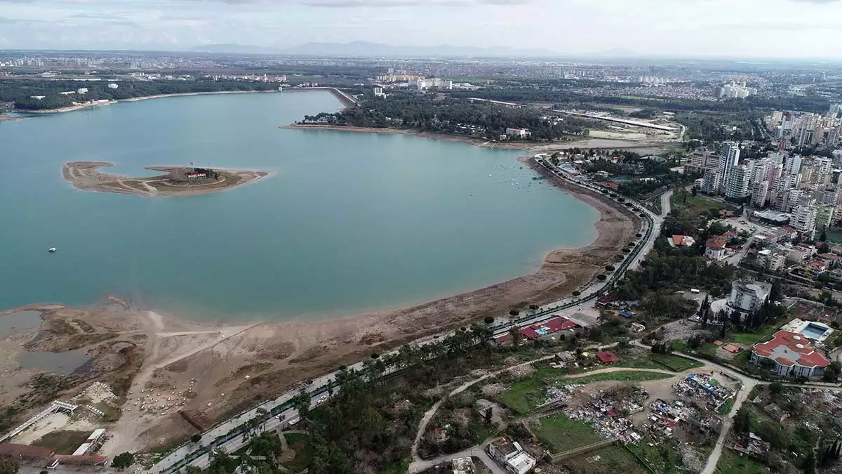 Adana'da barajlarda su seviyesi yükseldi