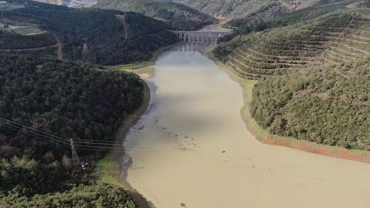 Alibeyköy barajı'nda suyun rengi değişti
