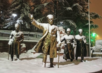 Ankara'da kar yağışı etkili oldu
