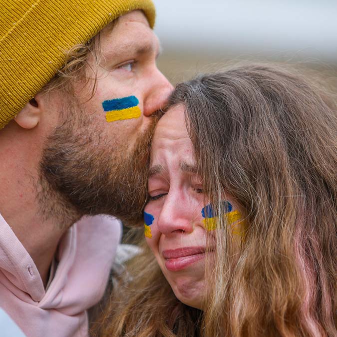 Rusya'nın Ukrayna'ya saldırısı, Antalya'da yaşayan Ukraynalılar tarafından protesto edildi.