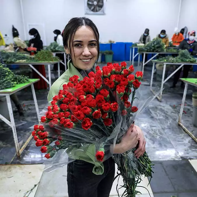 27 ülkeye 65 milyon dal çiçek ihraç edildi