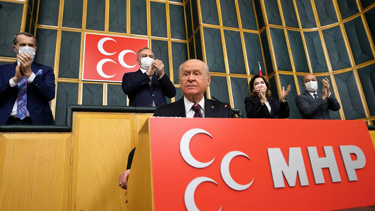 Erdoğan'ın tekrar aday olmasının önünde engel yok