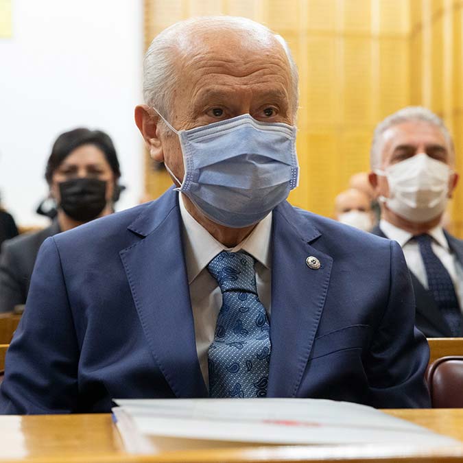 Rusya'nın ayrılıkçı bölgeleri tanıması yangına körükle gitmektir