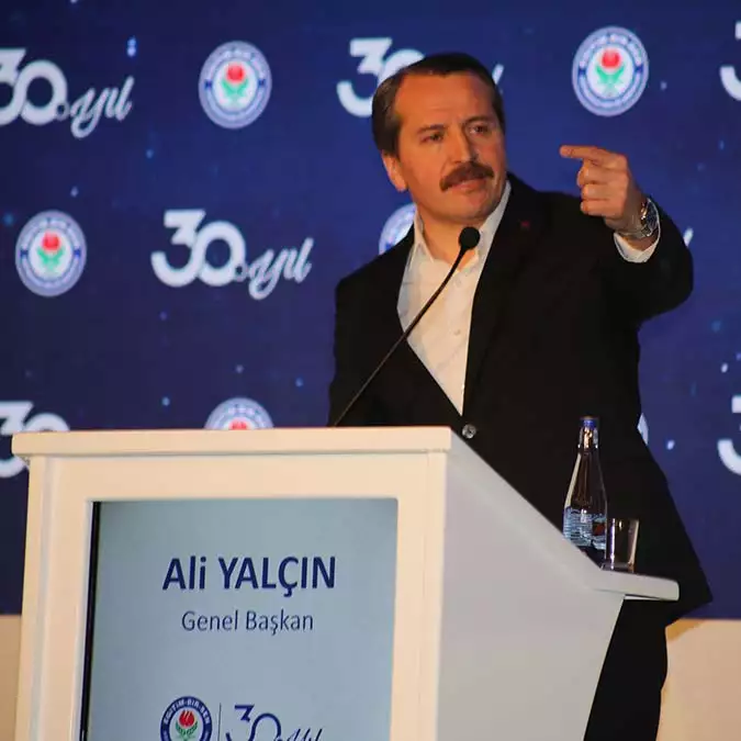 Ali yalçın, "eğitim-bir-sen, bugün türkiye’nin ve dahil olduğu bölgenin en büyük sendikasıdır" dedi.