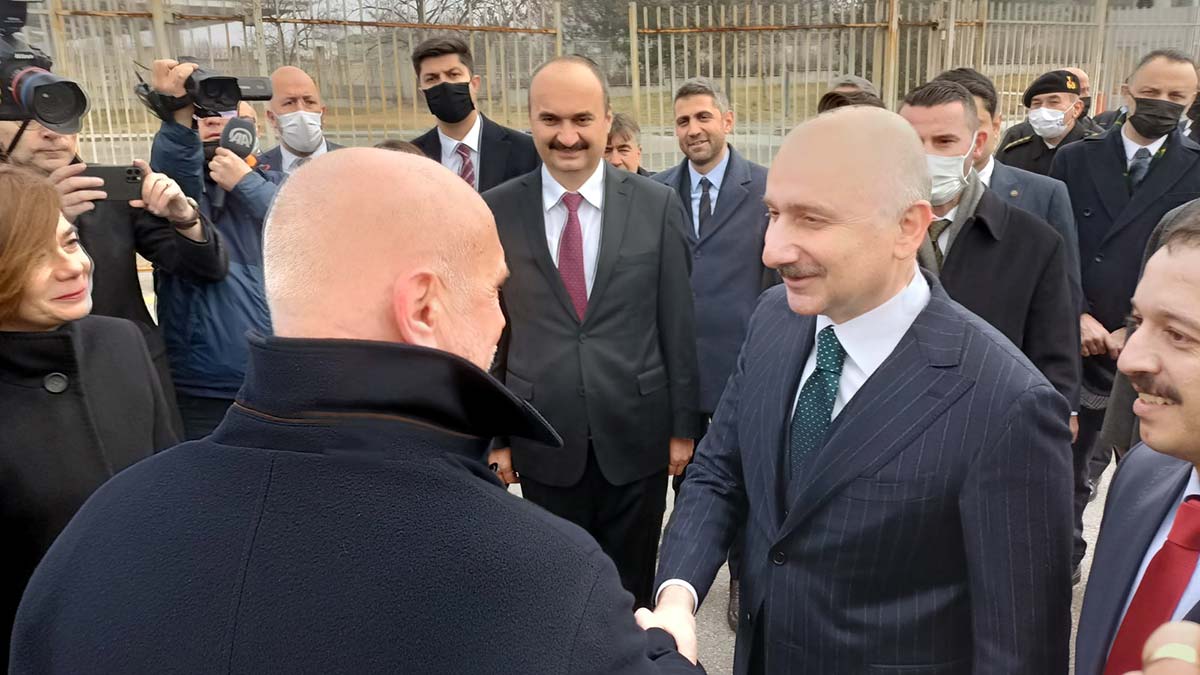 Adil Karaismailoğlu Bulgaristan'a gitti