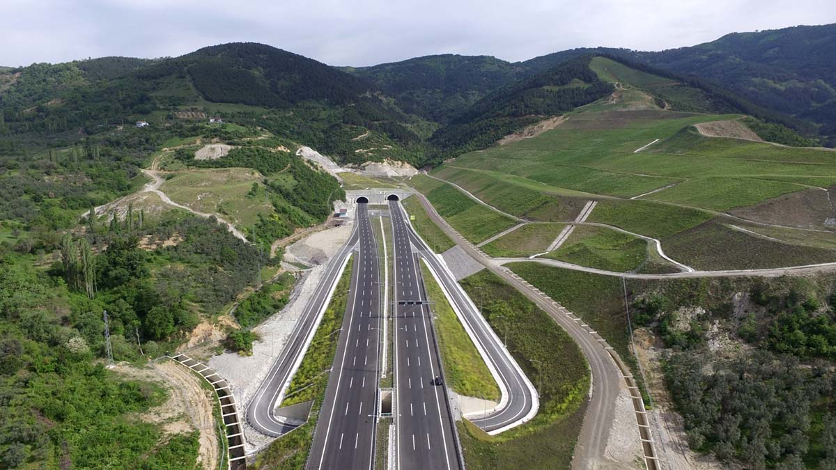 İstanbul-İzmir Otoyolu ile yatırımların önü açıldı