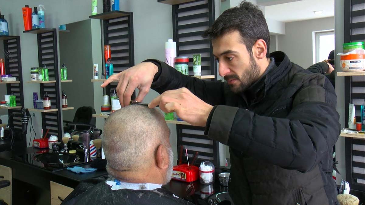 İŞKUR hibe desteğiyle kuaför dükkanı açtı