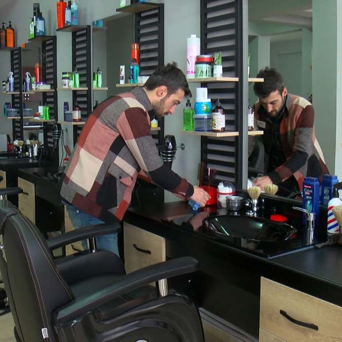 İŞKUR hibe desteğiyle kuaför dükkanı açtı