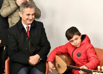Mamaklı gençler yeteneklerini keşfediyor