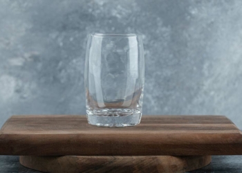 Bu bardak dolu mu boş mu ?