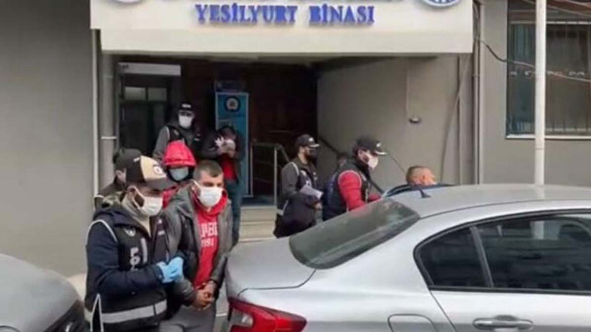 İzmir'de sahte alkol operasyonu