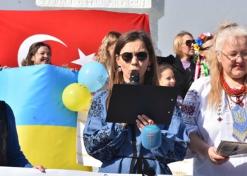 İzmir'deki Ukraynalılar'dan Türkiye'ye teşekkür