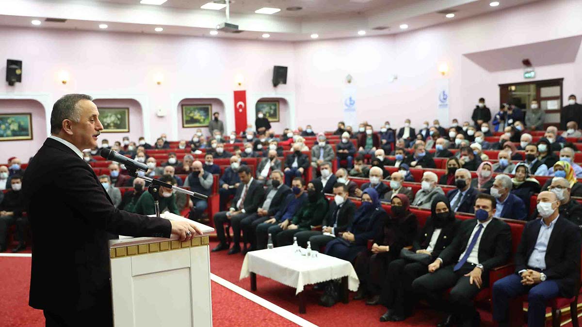 Kadir Topbaş vefatının 1. yıldönümünde anıldı