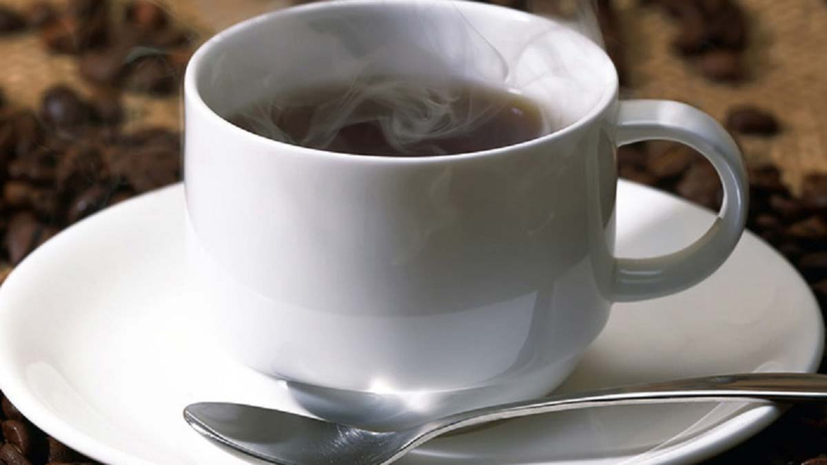 Yemeklerden sonra içilen çay tüketimine dikkat