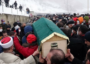 Müzisyen Sait Uçar son yolculuğuna uğurlandı