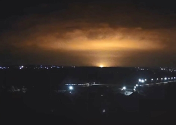 Ruslar Çernobil'i aldı; Kharkiv'de patlama