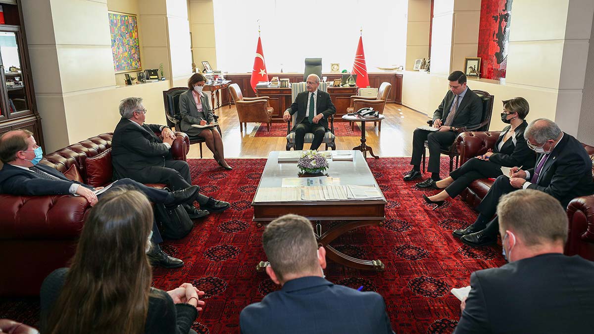 Kılıçdaroğlu, Nacho Sanchez Amor ile görüştü