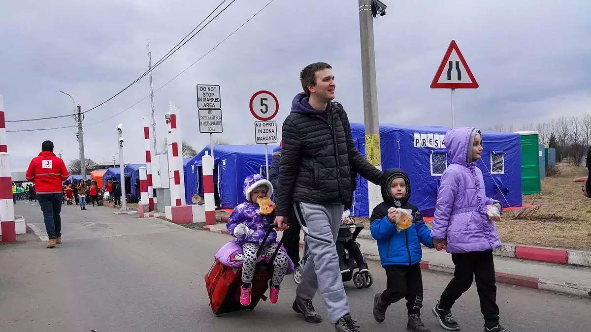 Türk kızılay ekibi ukrayna sınırına ulaştı