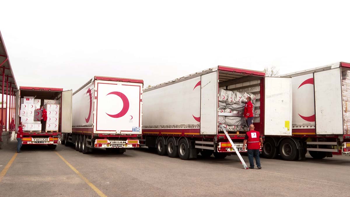 Ukrayna'ya insani yardım konvoyu