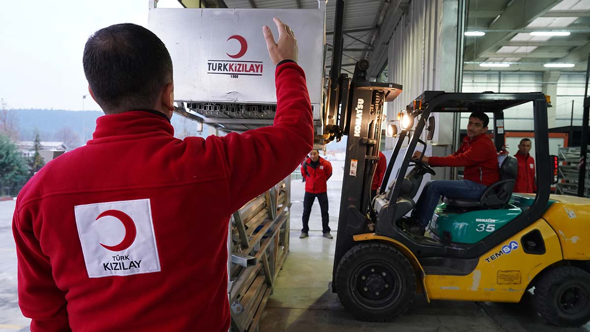 Ukrayna'ya insani yardım konvoyu