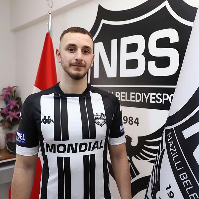 Nazilli Belediyespor Ömer Uzun'u transfer etti
