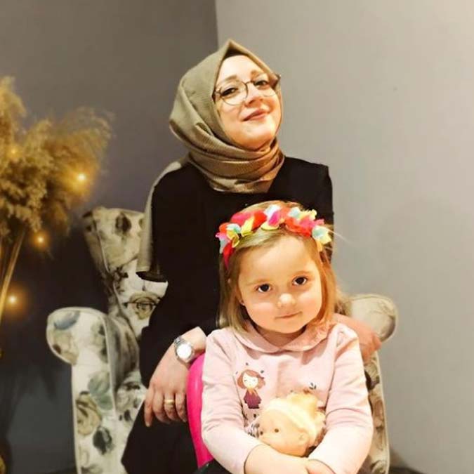 "Biöğretmen anneyi" tanımak Deniz Öz