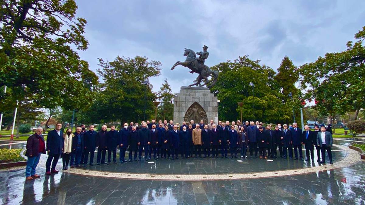 Onur Anıtı'na saldırıya tepki