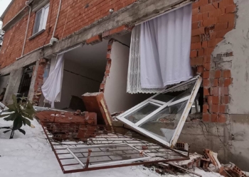 Heyelan riskiyle boşaltılan ev sayısı 14'e çıktı