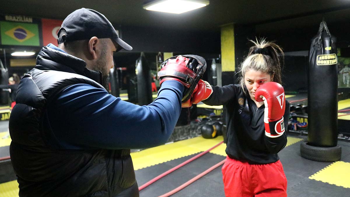 Boksör Seren Ay Çetin, Gümüş Kemer'e çıkacak