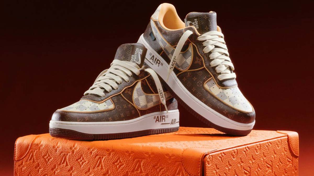 Özel tasarım 200 çift spor ayakkabı rekor fiyata satıldı