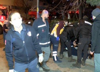 Pendik'te 4 katlı binada yangın; 1 can kaybı
