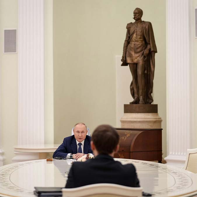 Putin-Macron görüşmesi dünya basınında