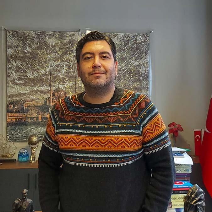 Prof. Dr. Hasret Çomak, “Rusya Sovyetler döneminde Karadeniz’de sağladığı kontrolü tekrar ele geçirmek istiyor” dedi.