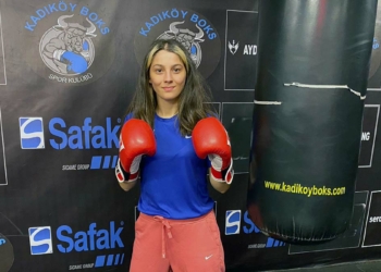 Seren Ay WBC kemerini kazanarak tarihe geçmek istiyor