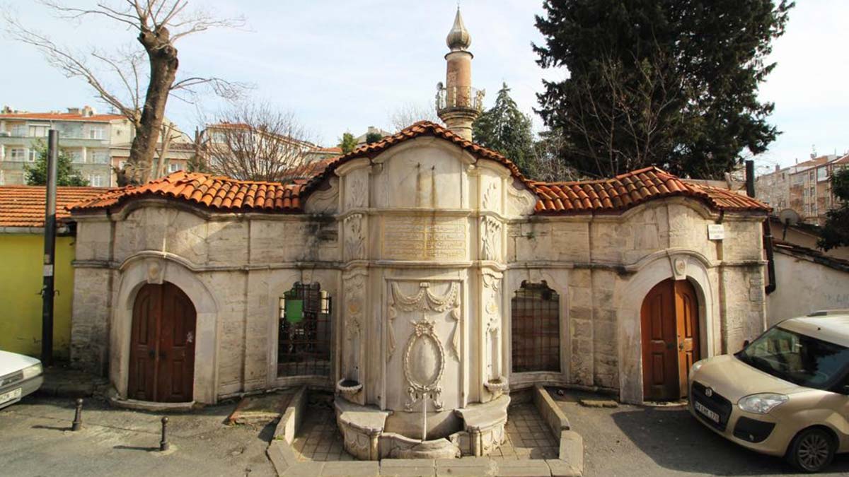 Atık su tarihi 2'nci Mahmut Han Çeşmesi'ne bağlandı