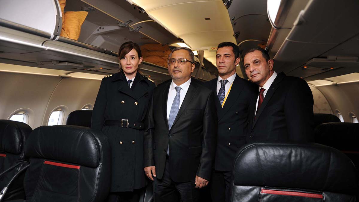 THY çevreci yakıtla Paris'e uçtu