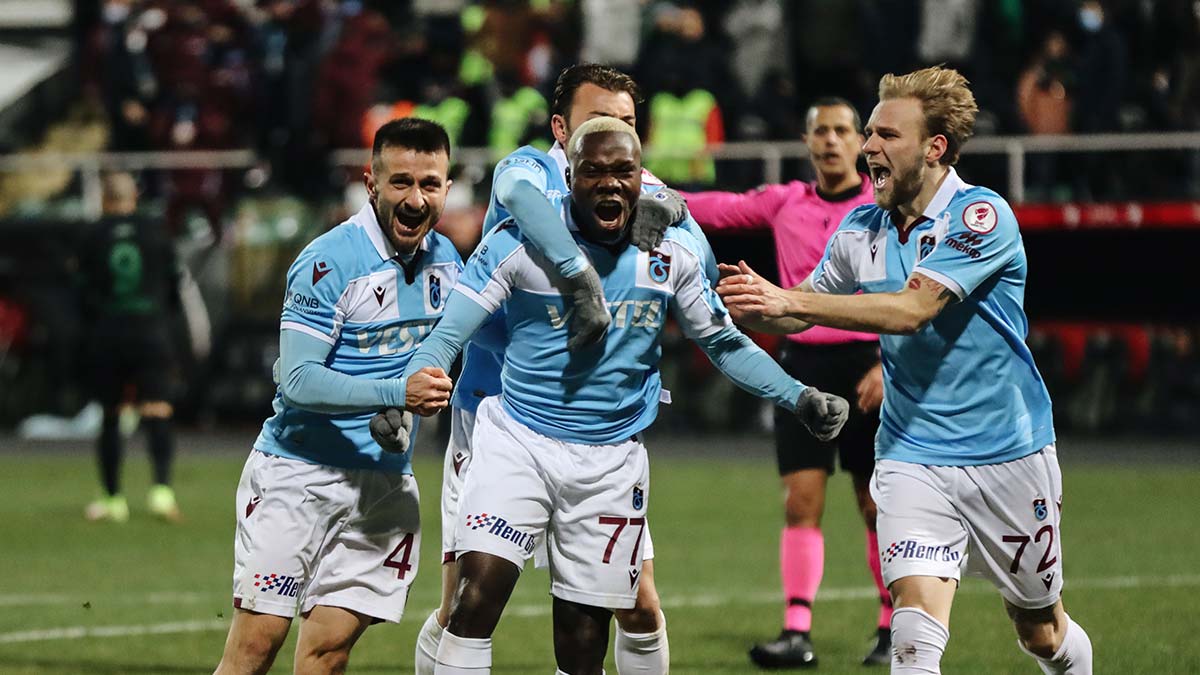 Trabzonspor rotayı yeniden lige çevirdi