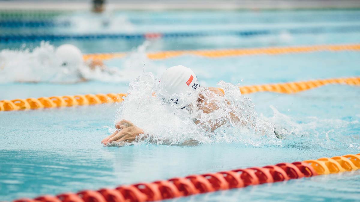 Trans birey sporcu yüzme yönetmeliğini değiştirdi