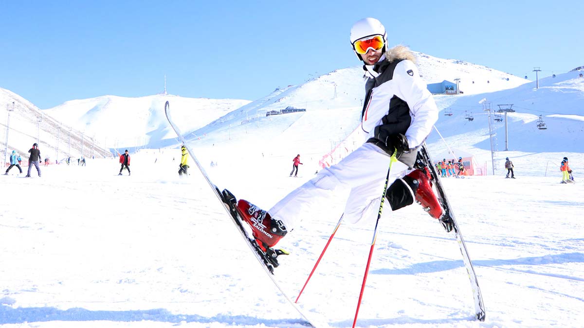 Uçan Türk Arda Palandöken'de stres attı