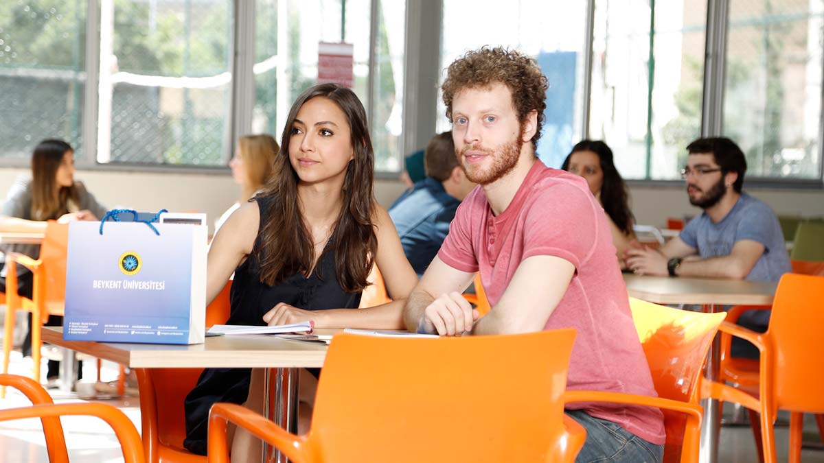 Öğrenciler, ülkelerin gönüllü elçisi oluyor